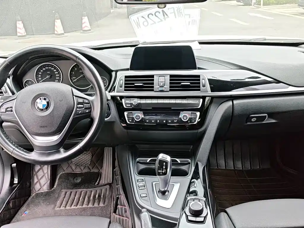 BMW 3 Series — фото 9