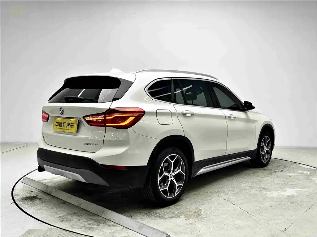 BMW X1 — фото 17