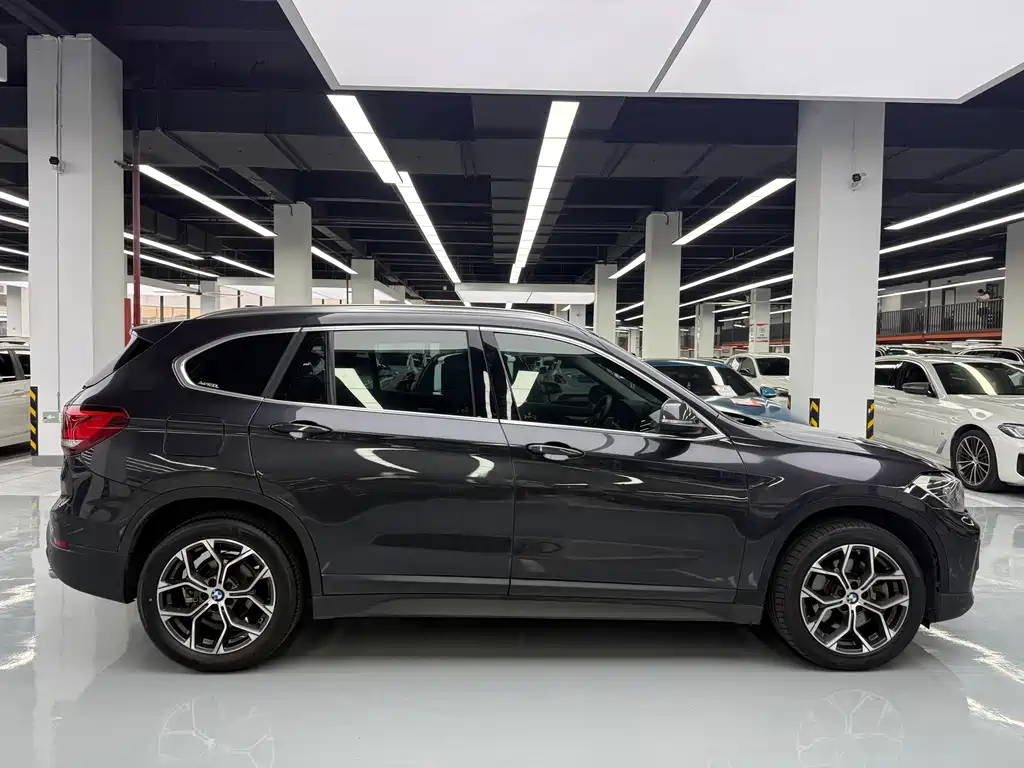 BMW X1 — фото 4