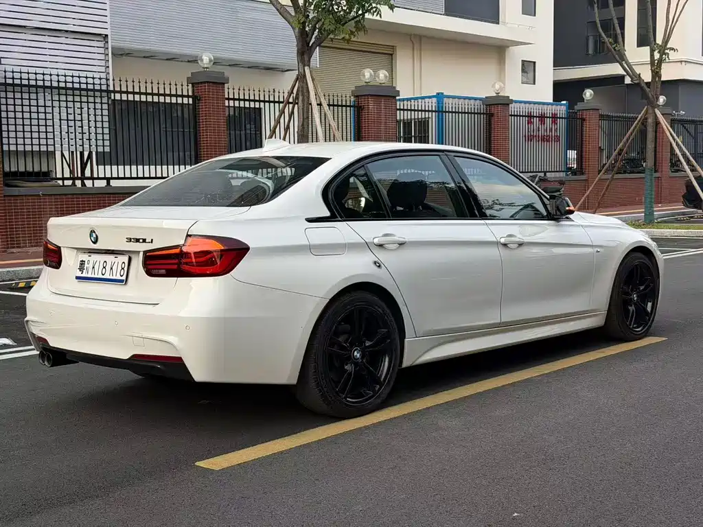 BMW 3 Series — фото 4