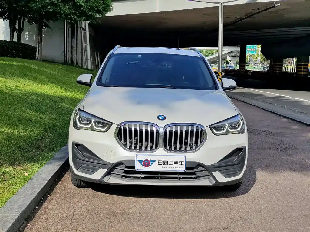 BMW X1 — фото 2