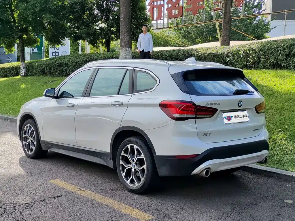 BMW X1 — фото 4