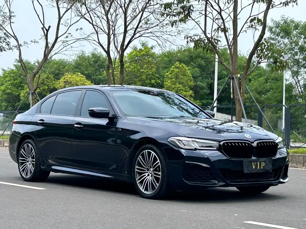 BMW 5 Series — фото 3