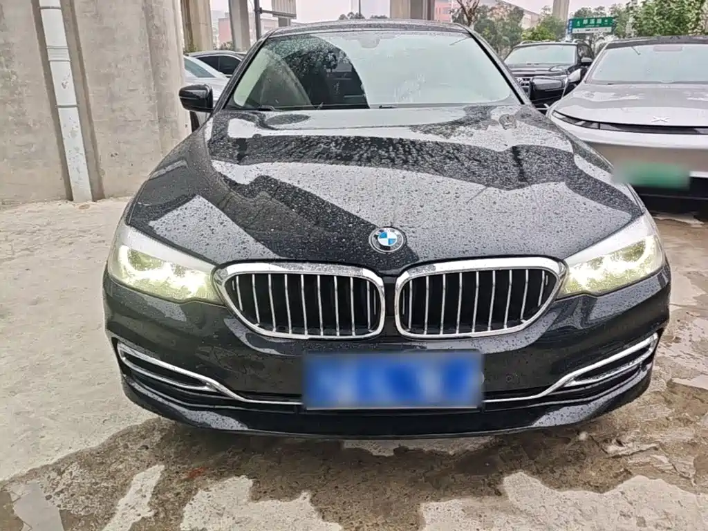 BMW 5 Series — фото 3