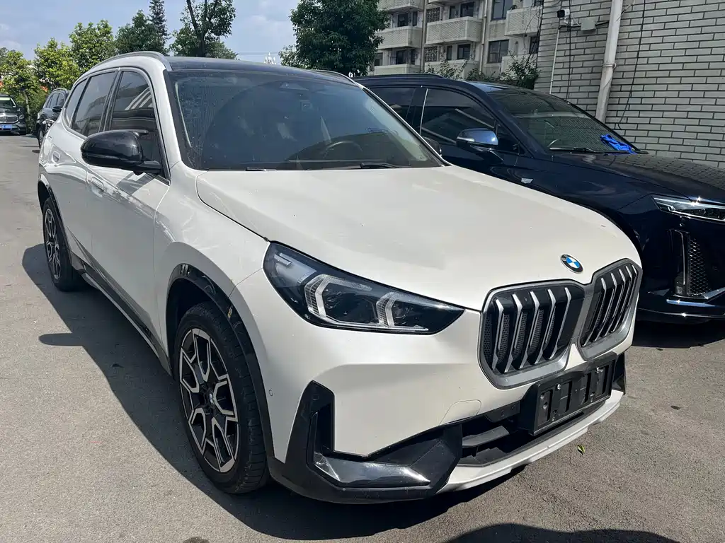 BMW X1 — фото 3