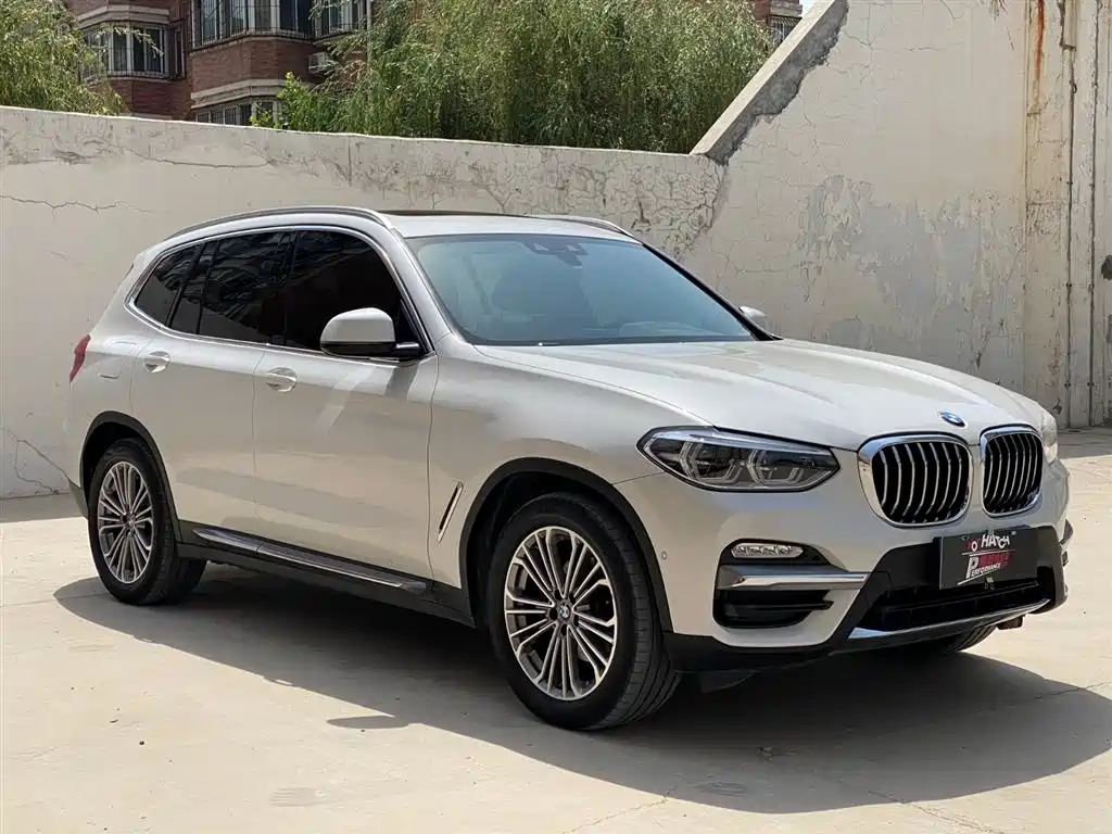 BMW X3 — фото 3