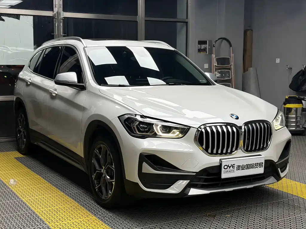 BMW X1 — фото 3
