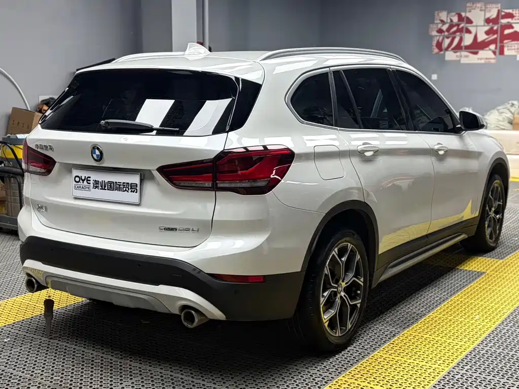 BMW X1 — фото 6