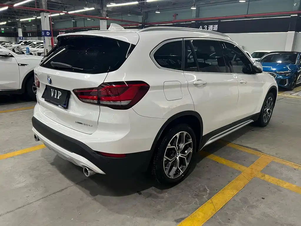 BMW X1 — фото 4