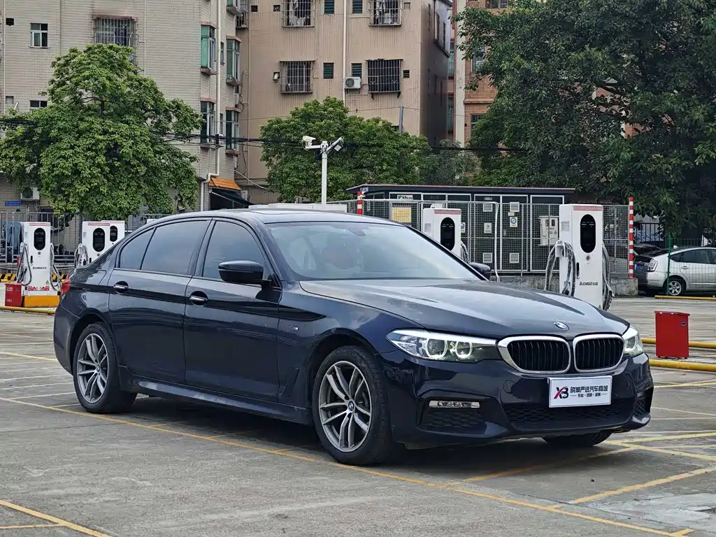 BMW 5 Series — фото 3