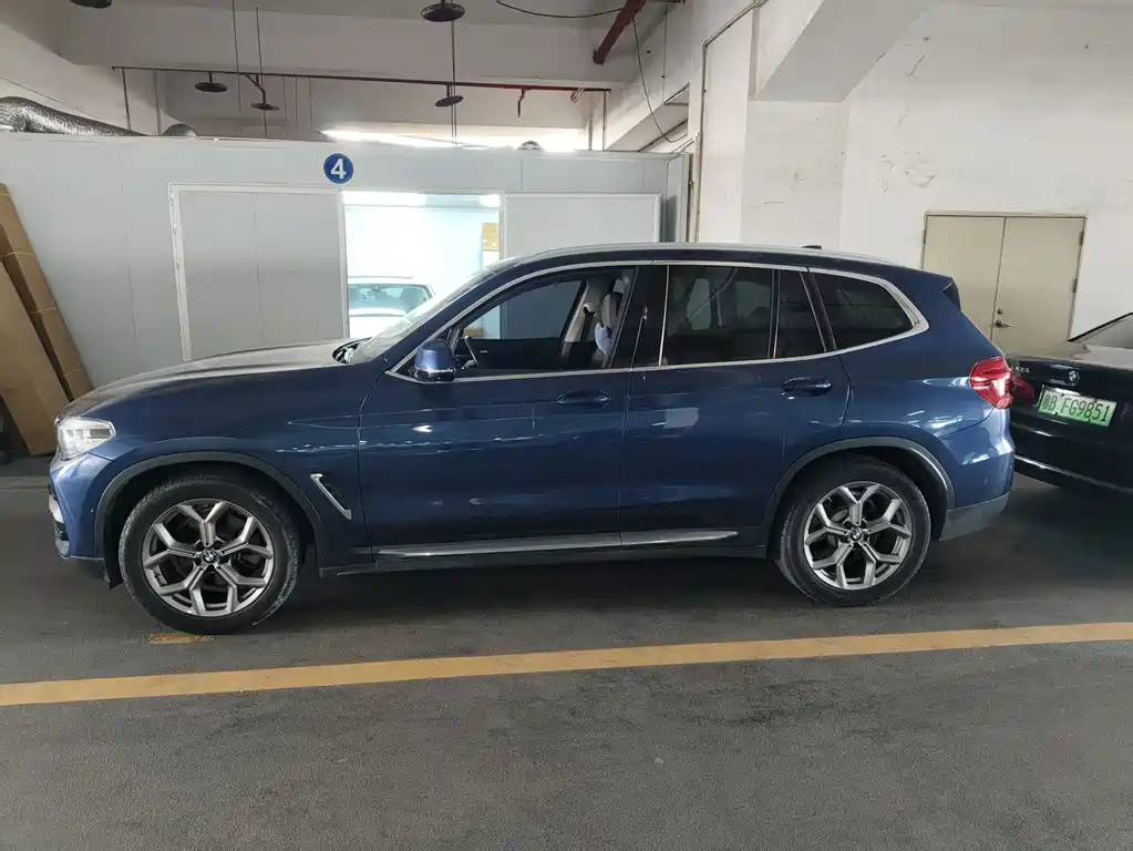 BMW X3 — фото 2
