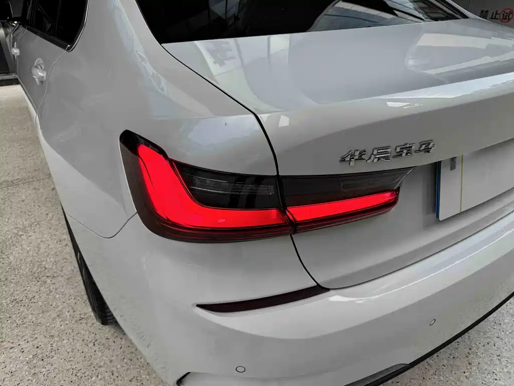 BMW 3 Series — фото 14