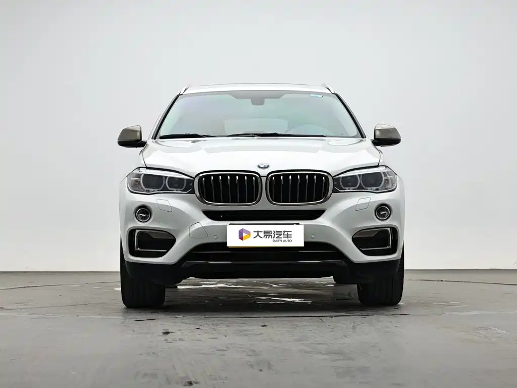 BMW X6 — фото 2