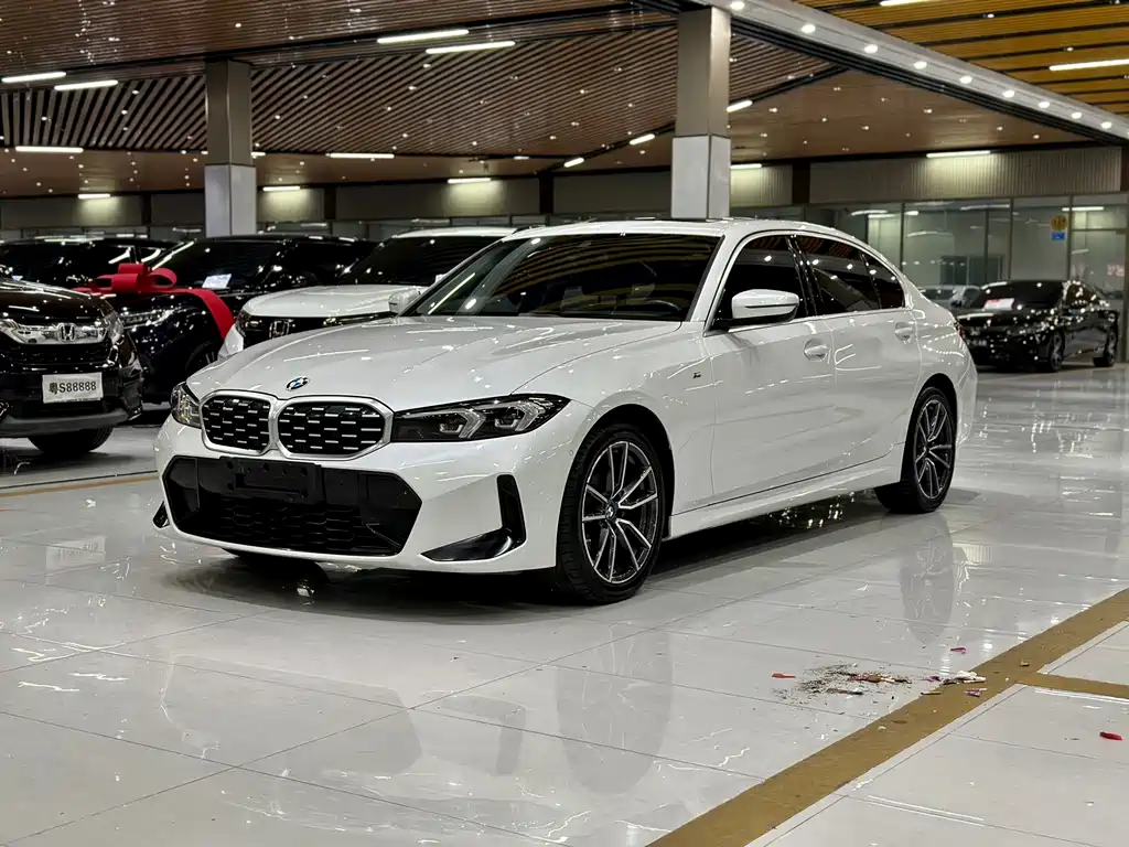BMW 3 Series — фото 1