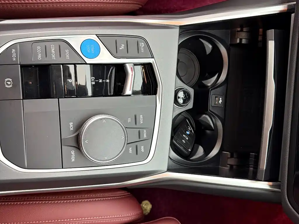 BMW i3 — фото 14