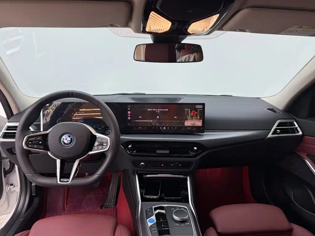 BMW i3 — фото 9