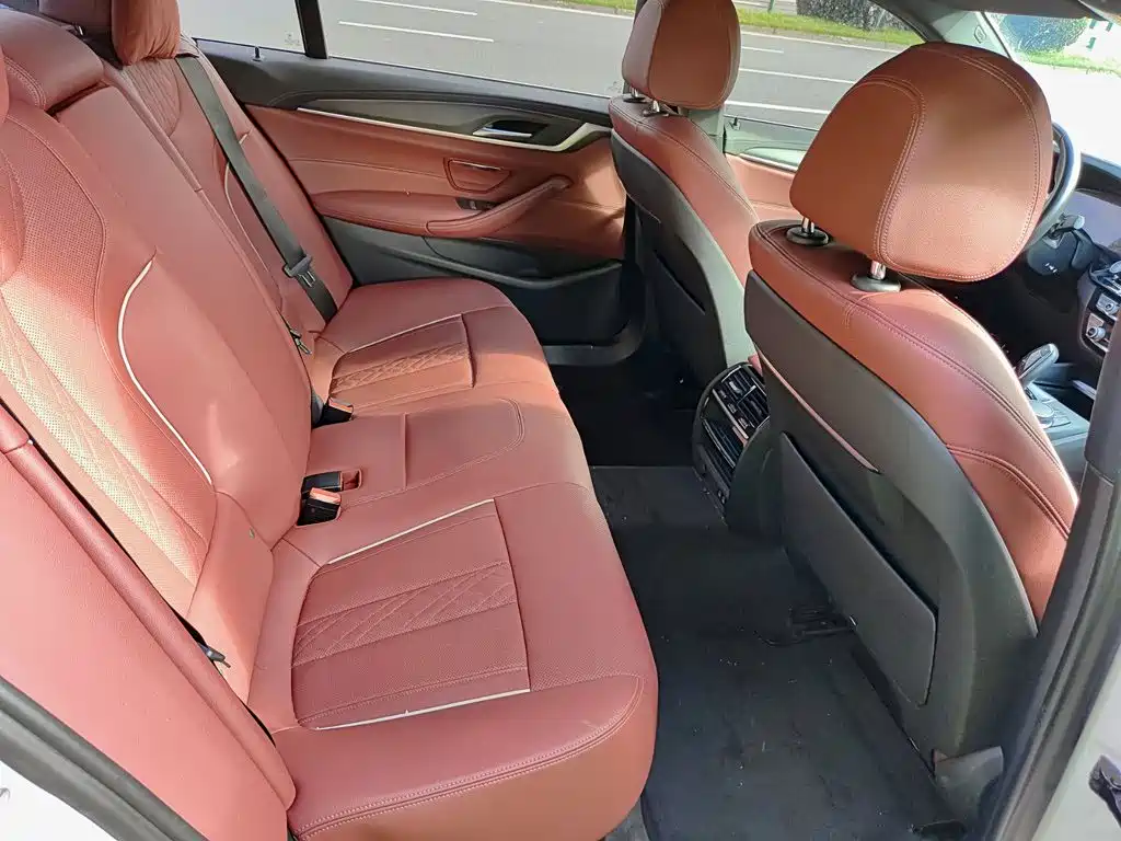 BMW 5 Series New Energy — фото 11