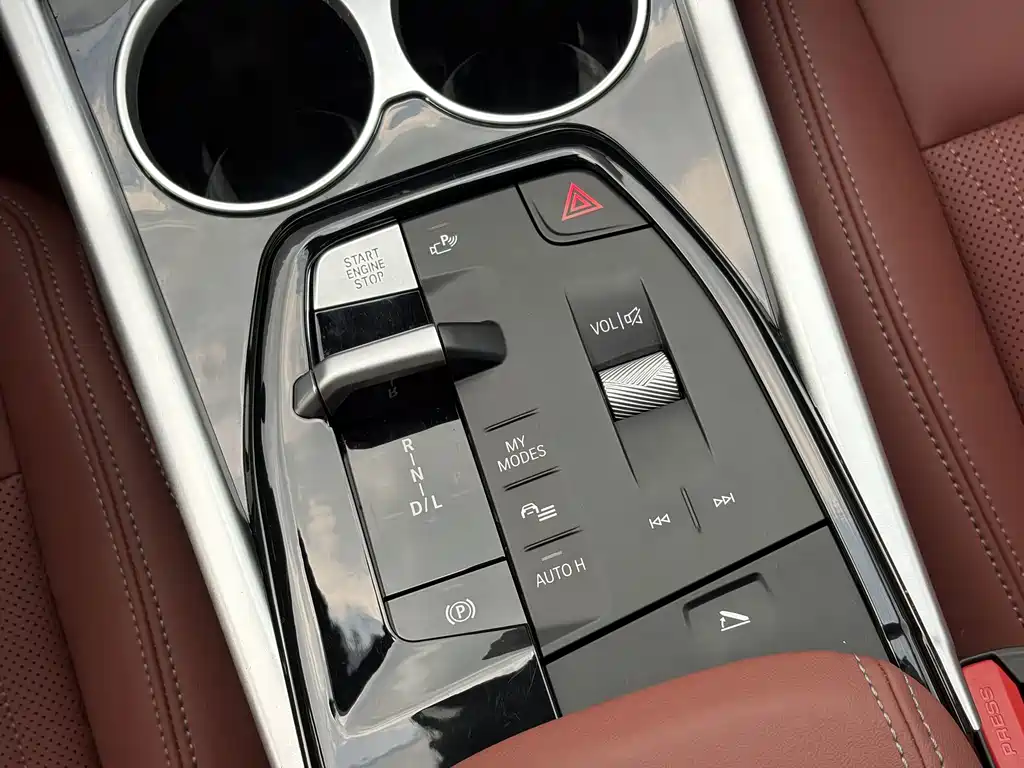 BMW X1 — фото 18