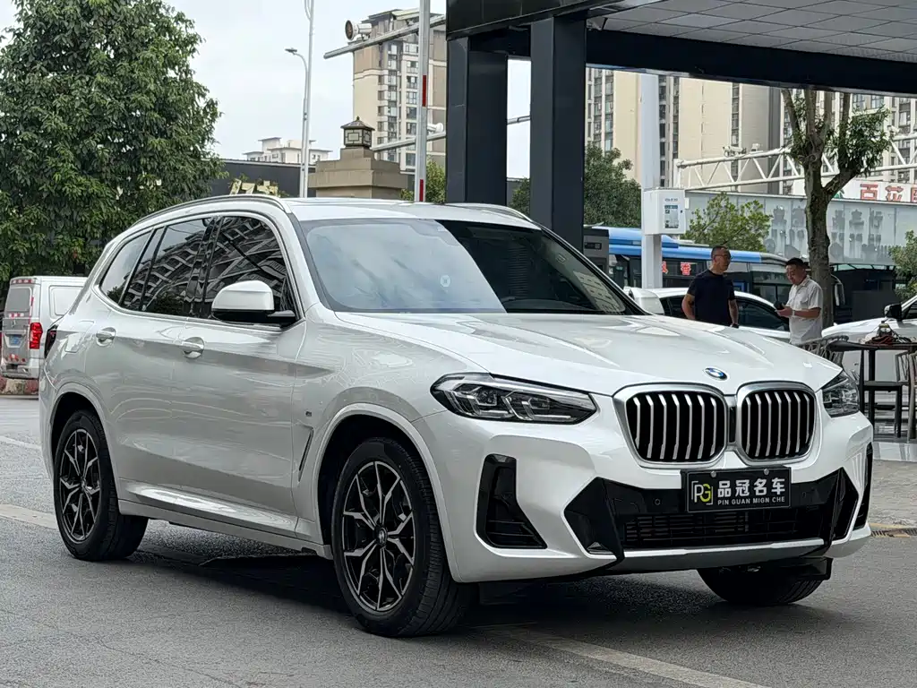 BMW X3 — фото 3