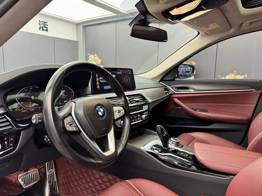 BMW 5 Series — фото 4