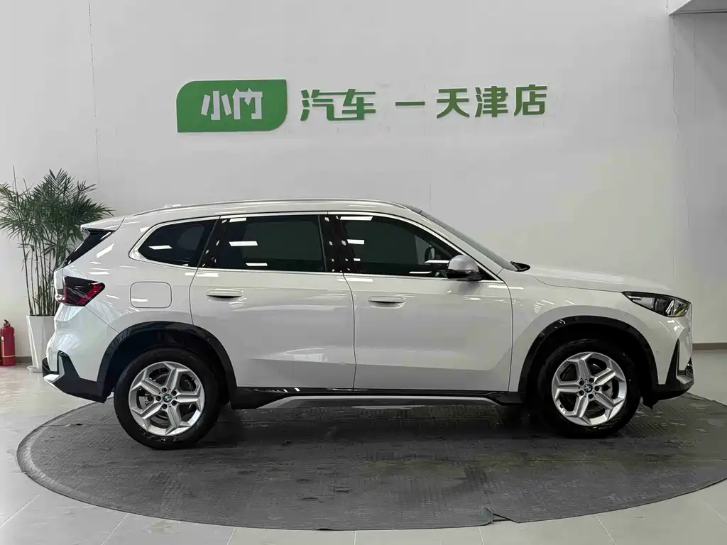 BMW X1 — фото 4
