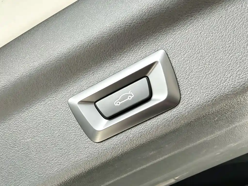 BMW X1 — фото 13