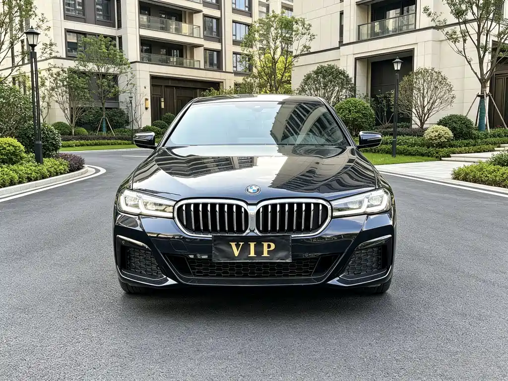 BMW 5 Series — фото 2