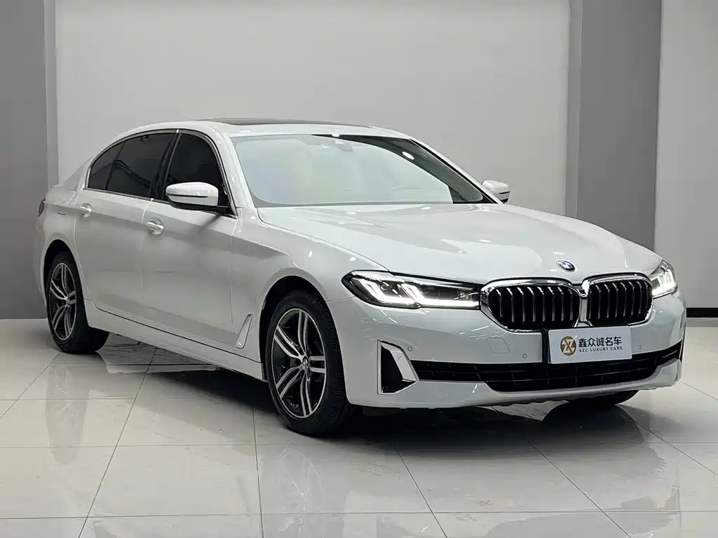 BMW 5 Series — фото 2
