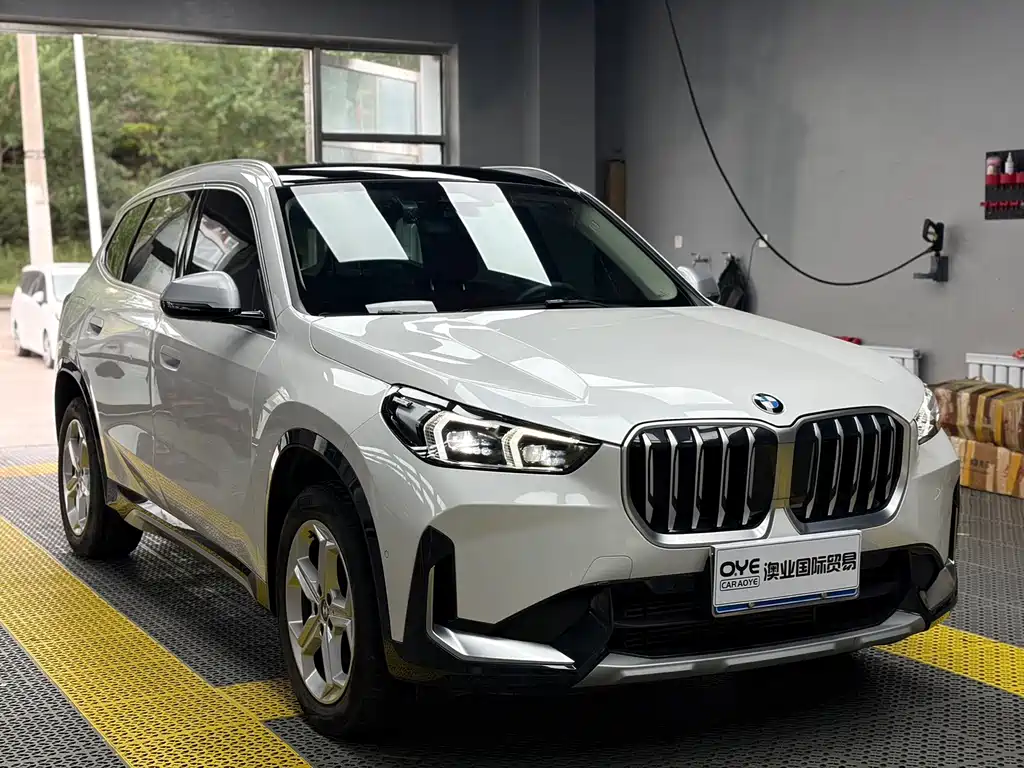 BMW X1 — фото 3