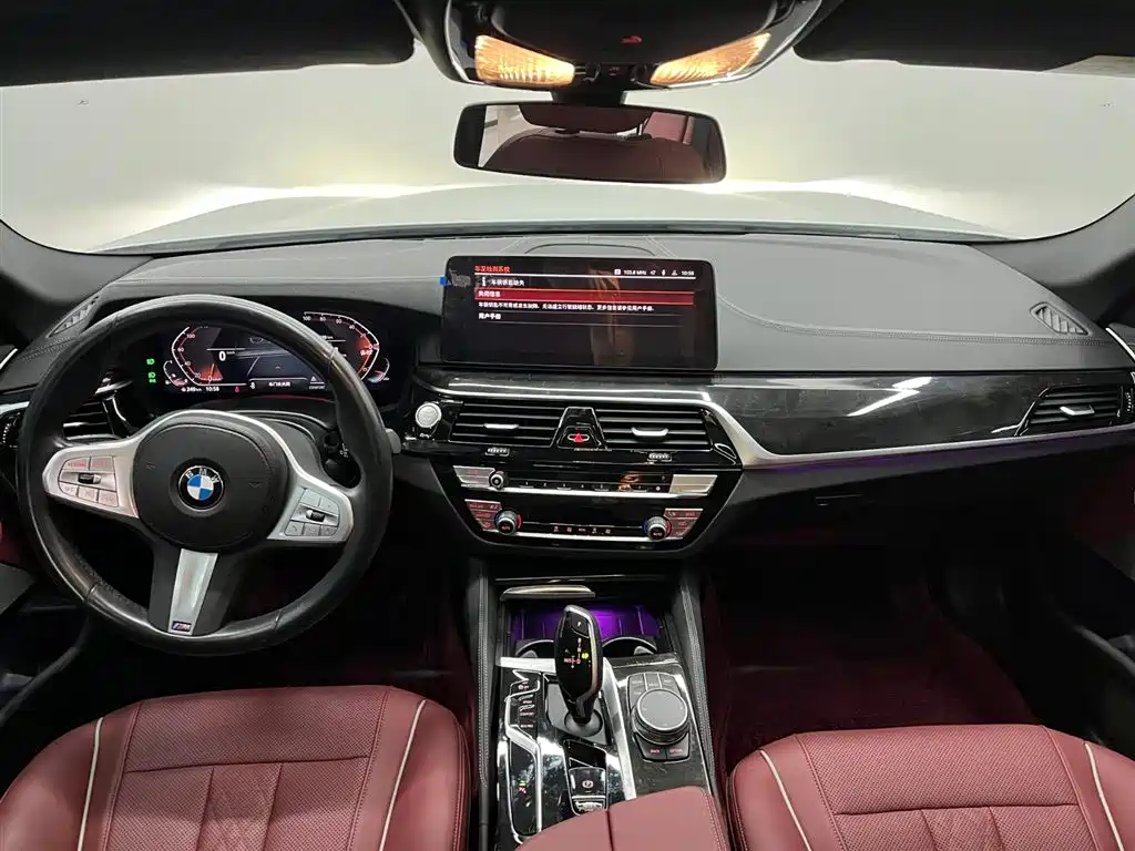 BMW 5 Series — фото 10