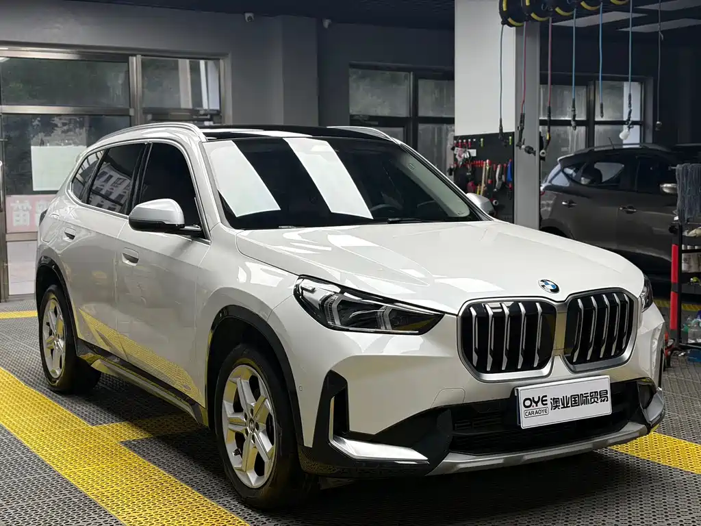 BMW X1 — фото 3