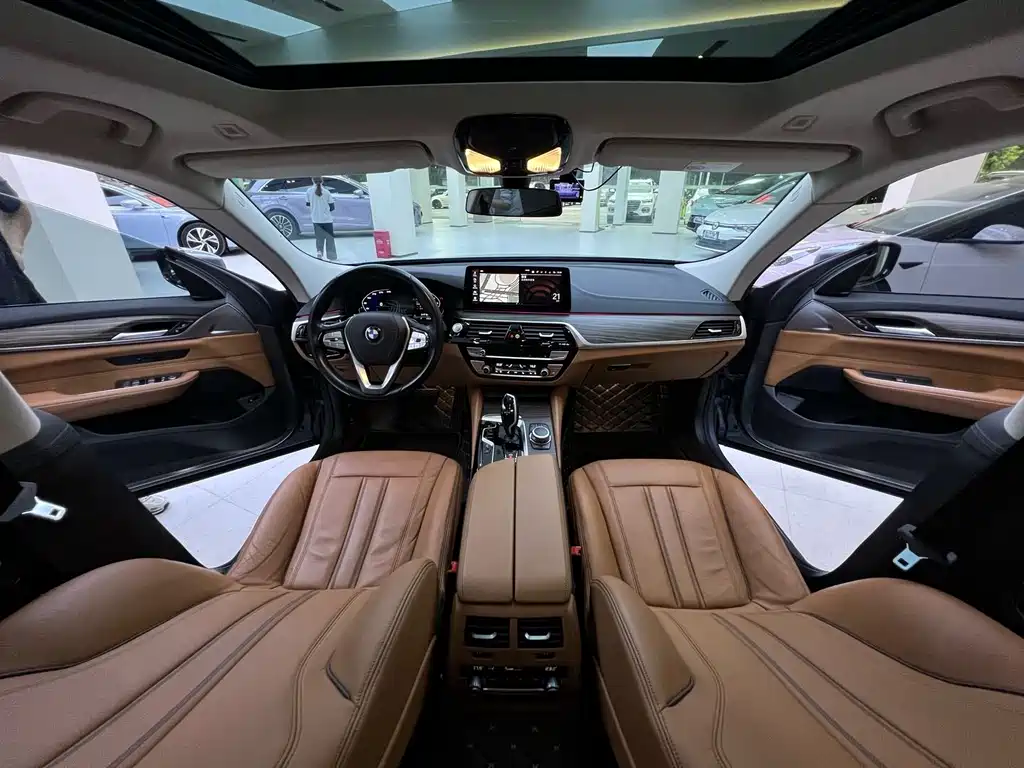 BMW 6 Series GT — фото 17