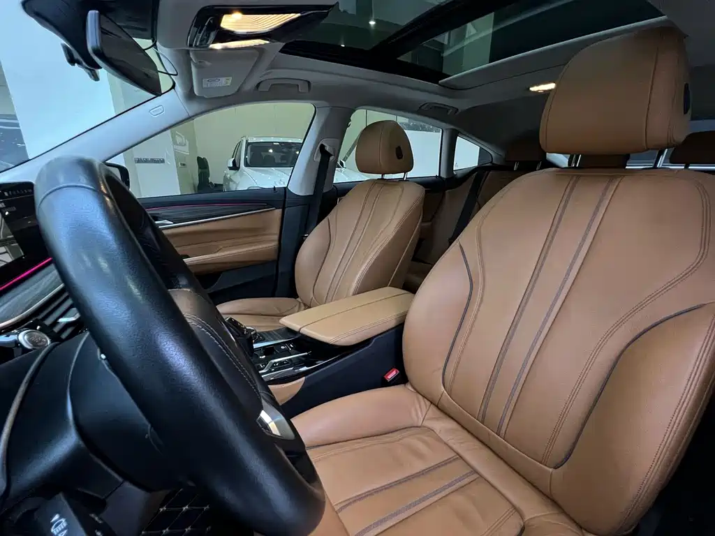 BMW 6 Series GT — фото 10
