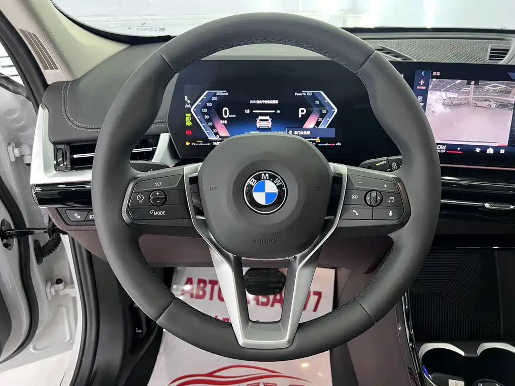 BMW X1 — фото 13