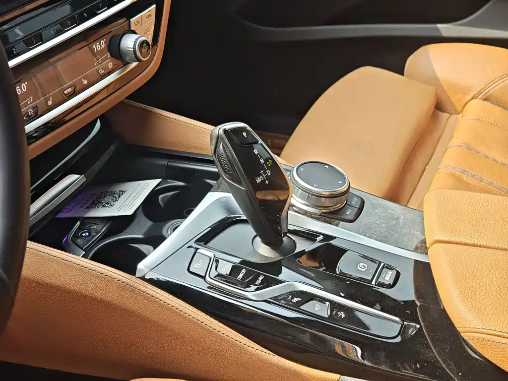 BMW 6 Series GT — фото 13