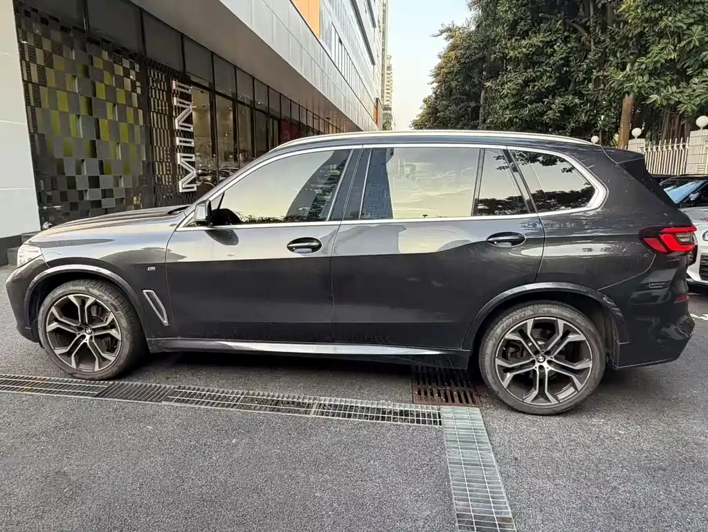 BMW X5 — фото 3