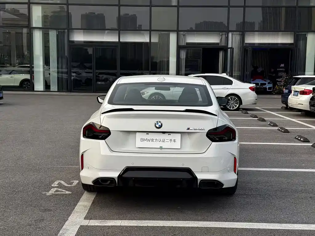 BMW M240i — фото 4