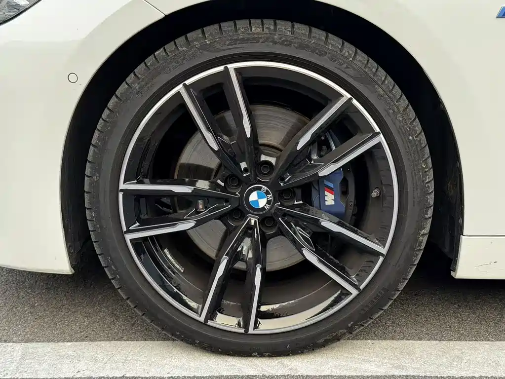 BMW M240i — фото 5