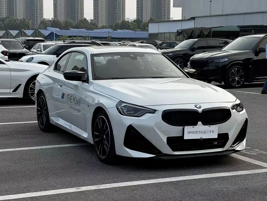 BMW M240i — фото 6