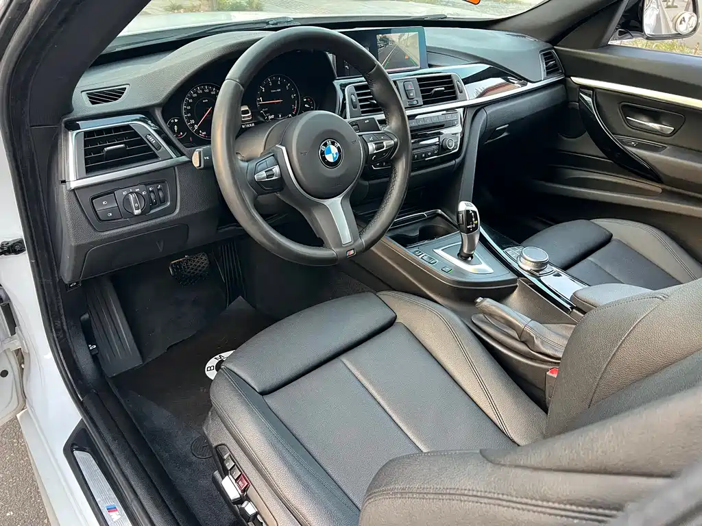 BMW 3 Series GT — фото 7