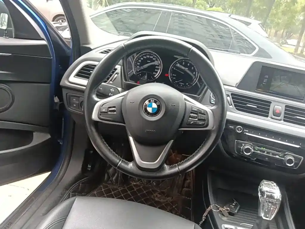BMW 1 Series — фото 11
