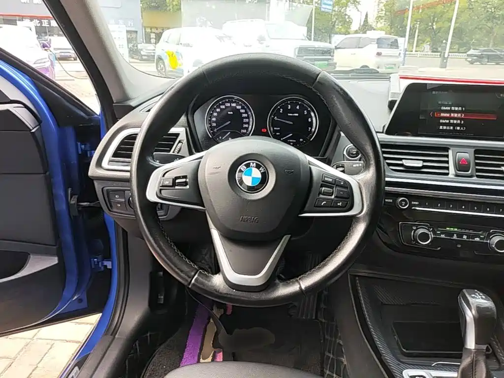 BMW 1 Series — фото 11