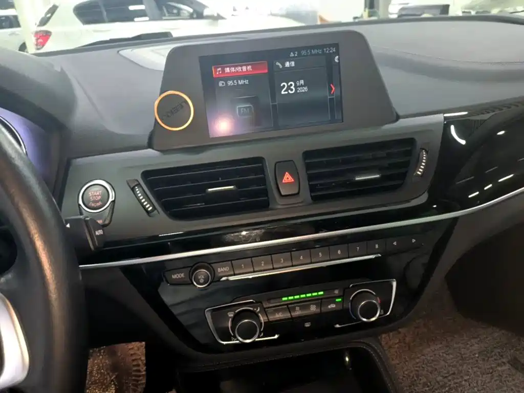 BMW 1 Series — фото 13