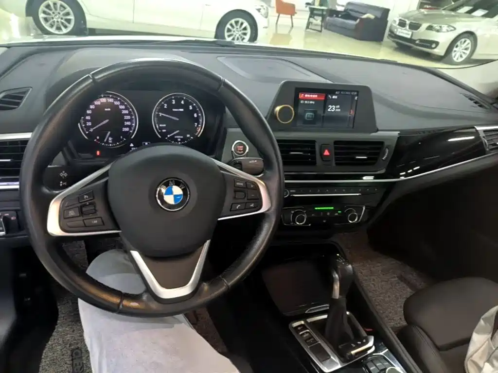 BMW 1 Series — фото 10