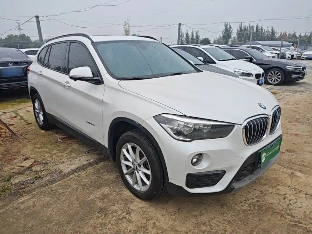 BMW X1 — фото 4