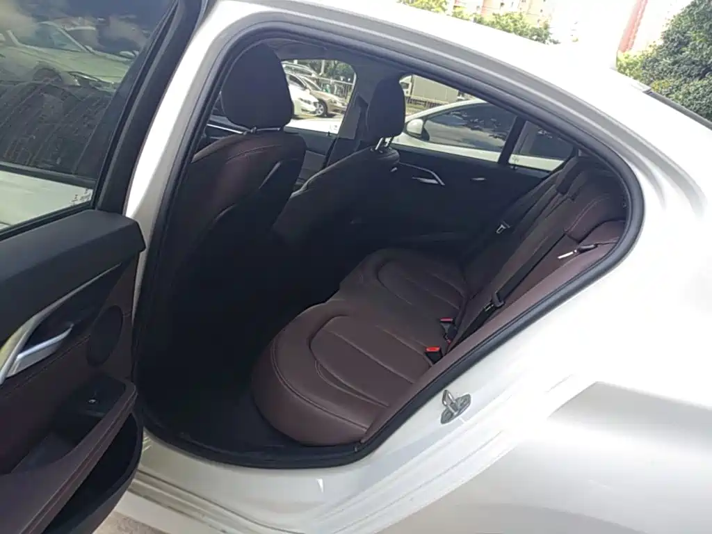 BMW 1 Series — фото 13