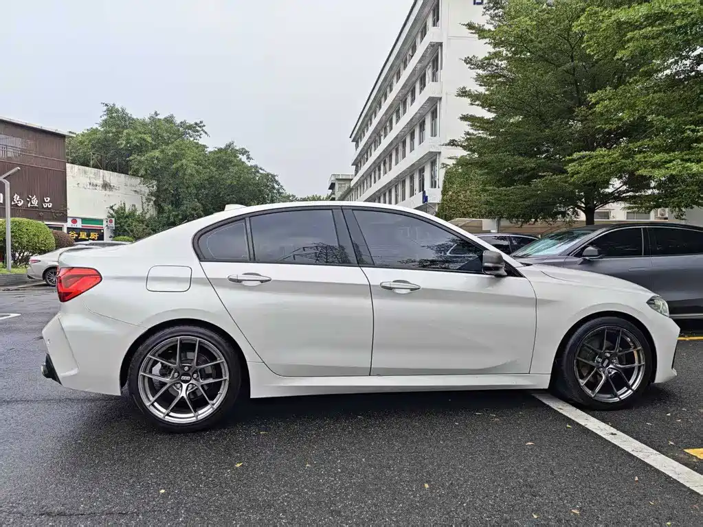 BMW 1 Series — фото 5