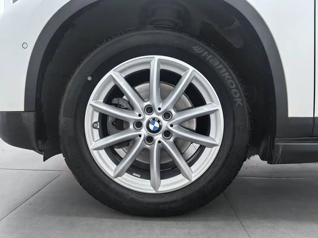 BMW X1 — фото 17