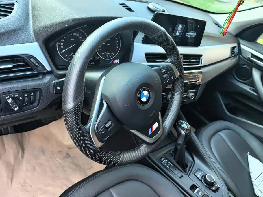 BMW X1 — фото 15