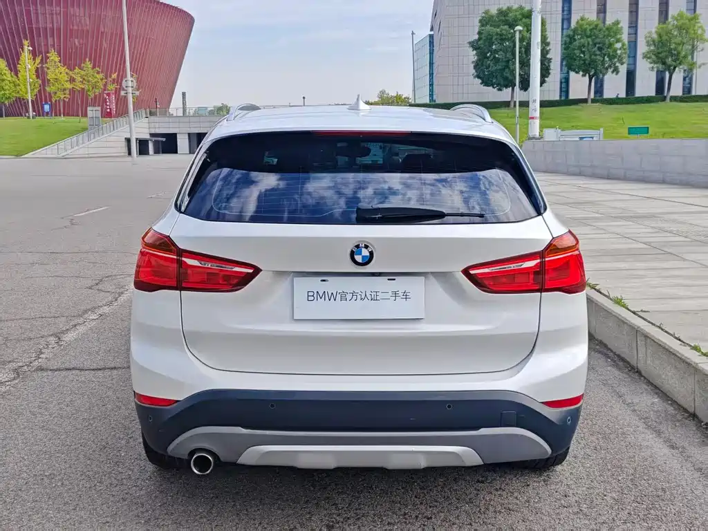 BMW X1 — фото 13